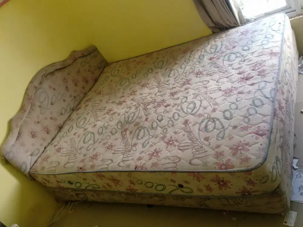 Spring bed bekas 160 x 200 cm Rp 450.000 nego
