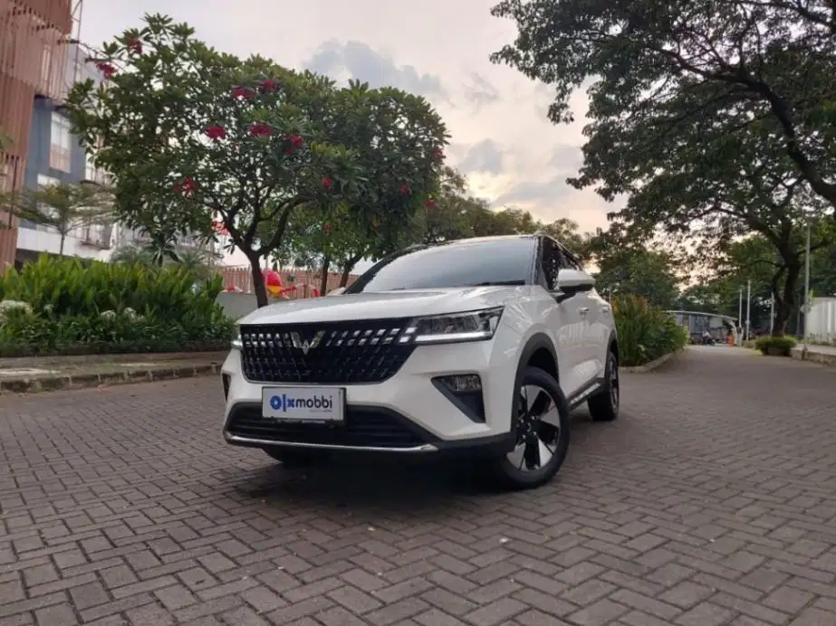 DP 1 JUTA Wuling Alvez 1.5 EX Bensin-AT 2023 DOFS