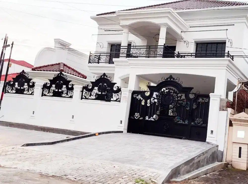 Rumah Mewah 2 Lantai di Puri Anjasmoro dekat Simpang Lima