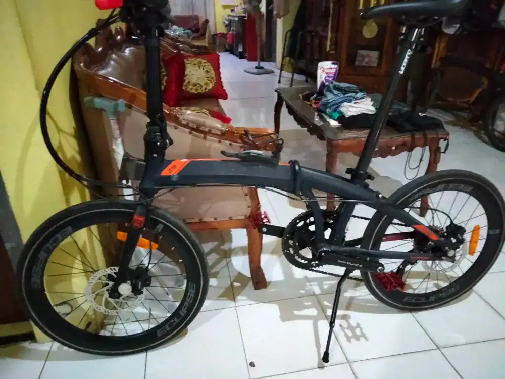 Sepeda lipat Element ecosmos z9