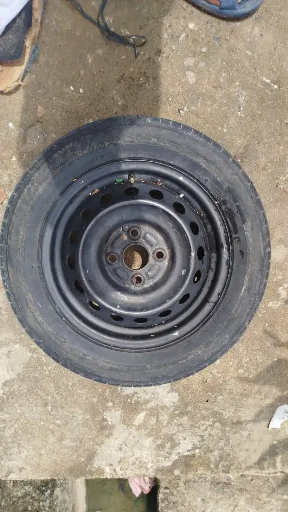 Dijual velg INKO R14 serepan dari Agya