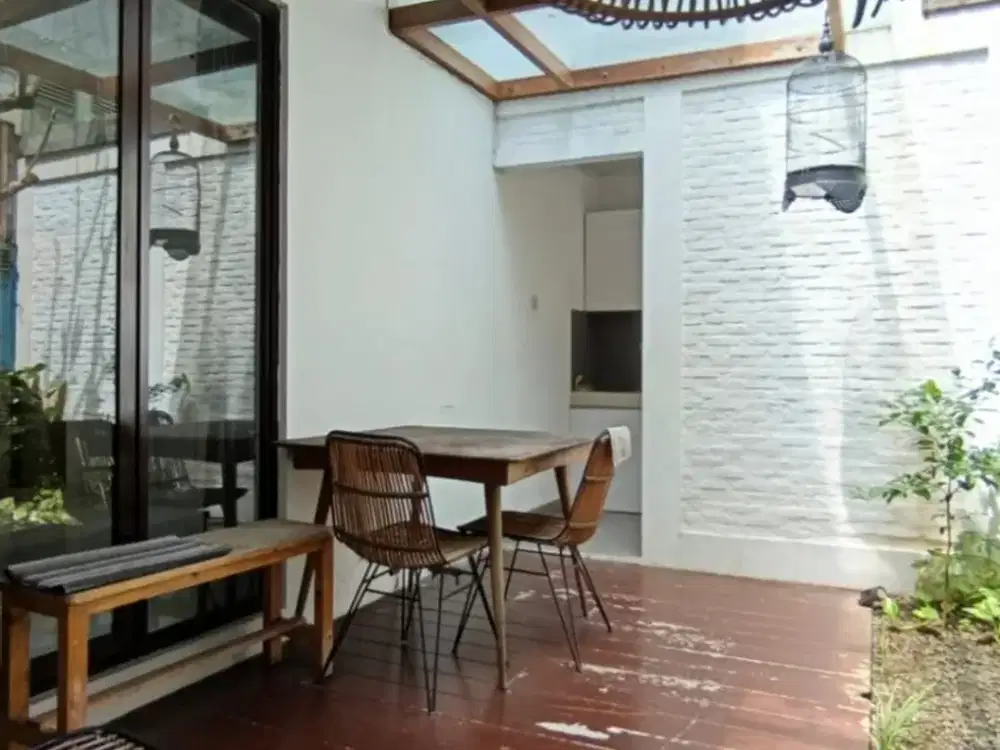 Rumah 2 Lantai Full Furnished di Cluster Arana, Harapan Indah