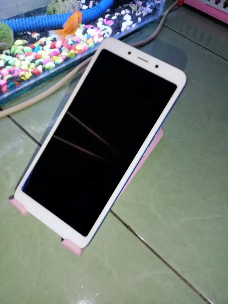 Xiaomi Redmi 6 dual sim 3/32 josss tinggal pakai.