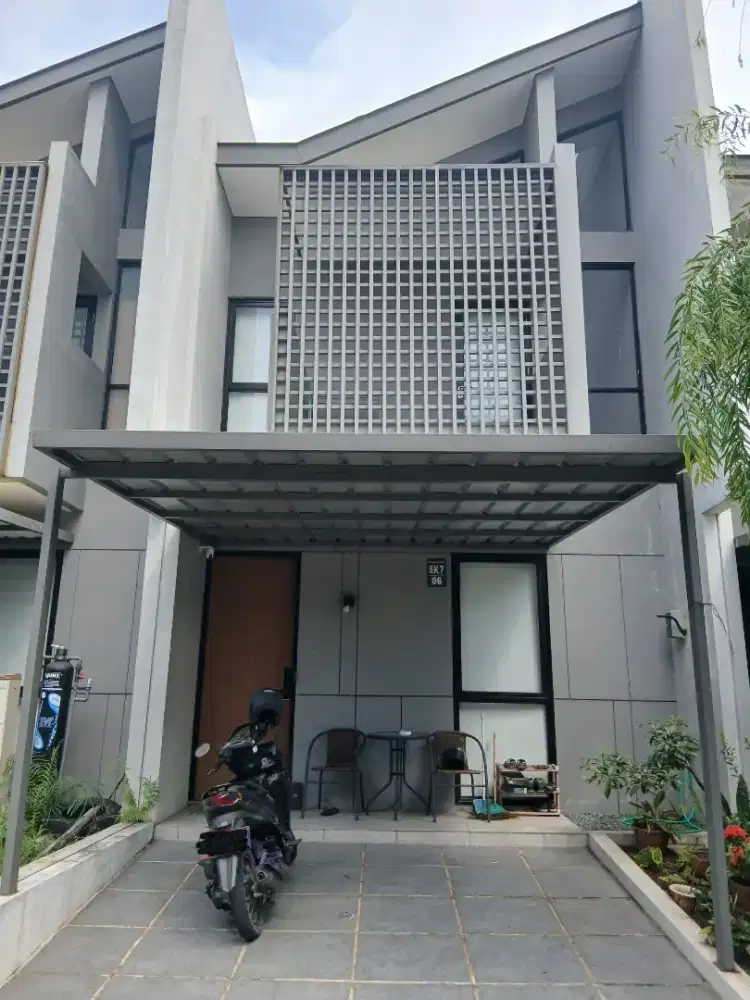 Rumah Full Furnish 2 Lantai Cluster O2 Essential Home Grand Wisata