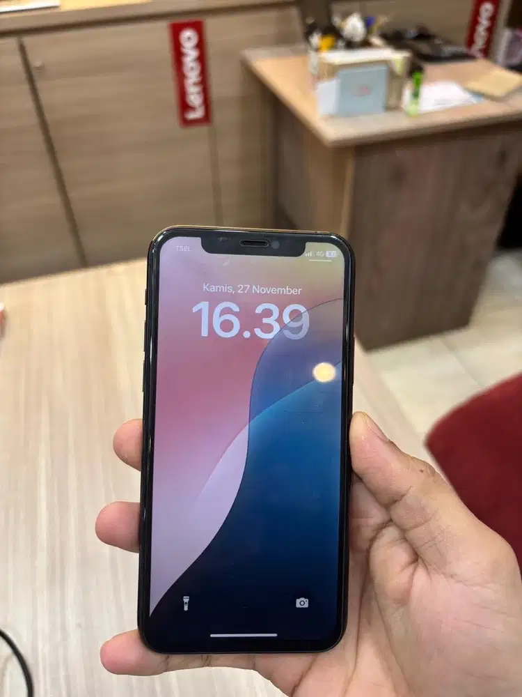 Iphone 11 pro pemakaian pribadi