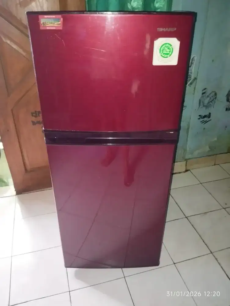Kulkas 2 pintu merek sharp