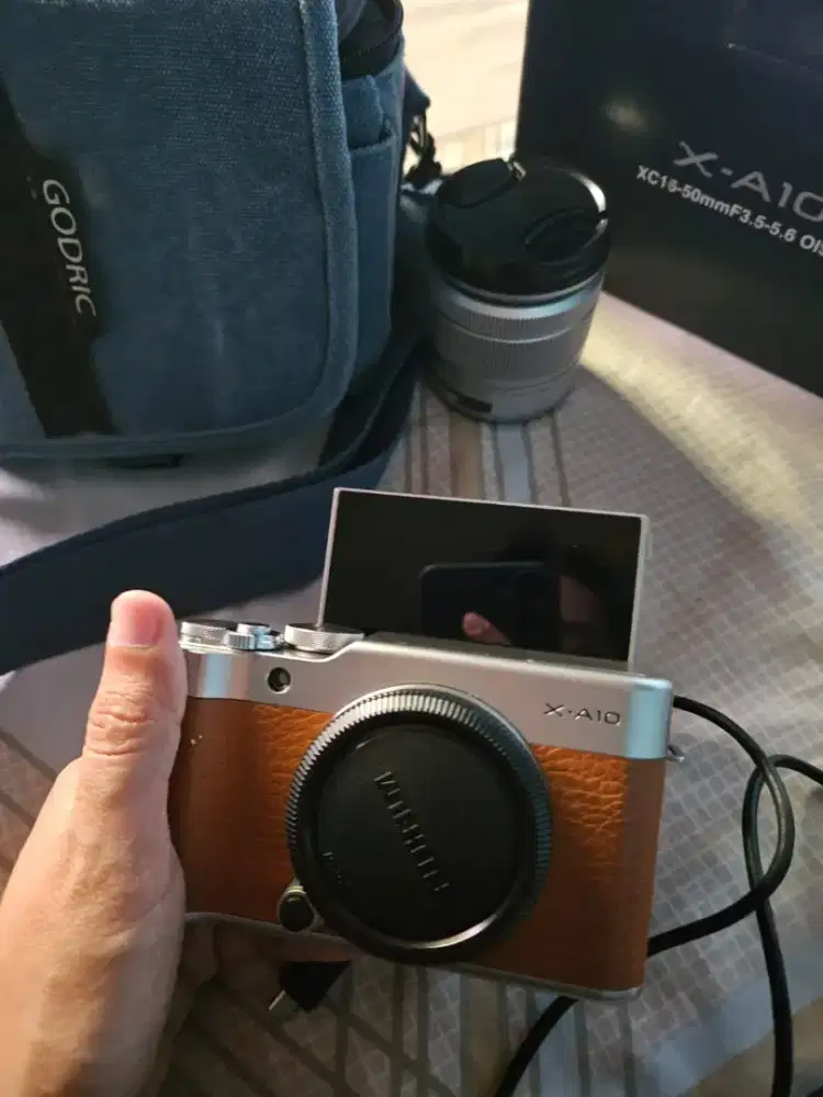 Fujifilm X-A10 bekas