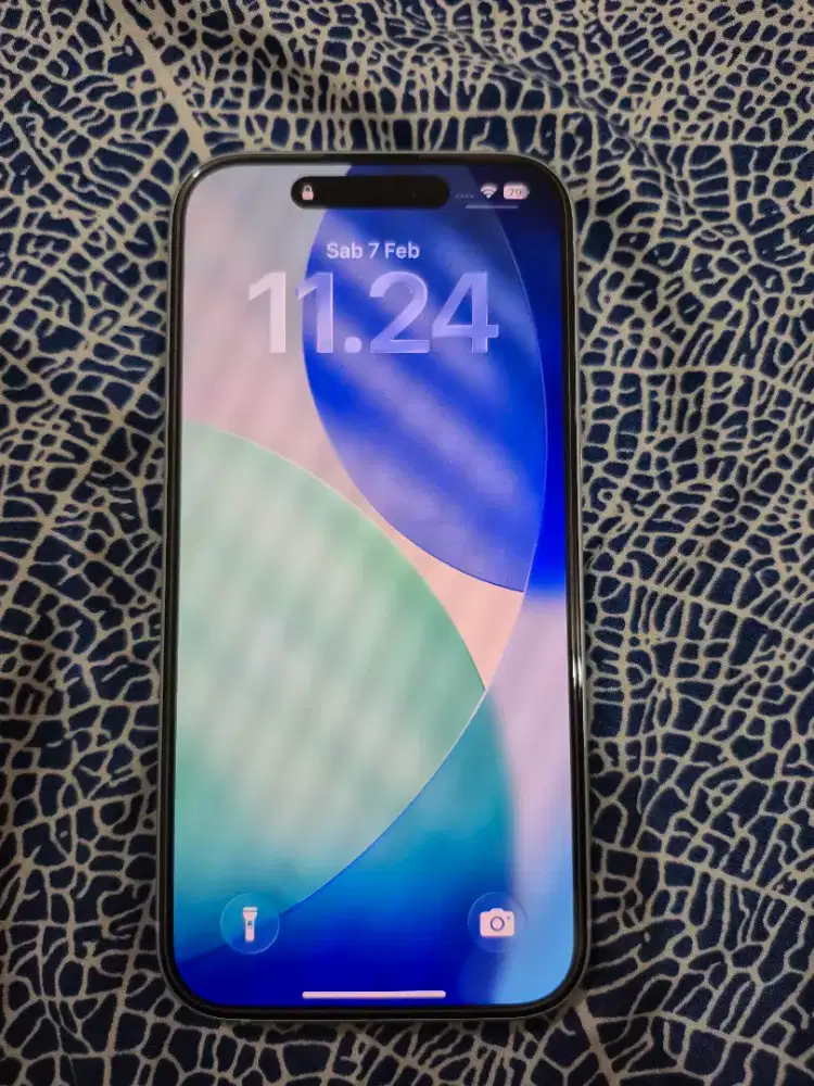 IP 15 128 basic blue resmi apple store / Blibli