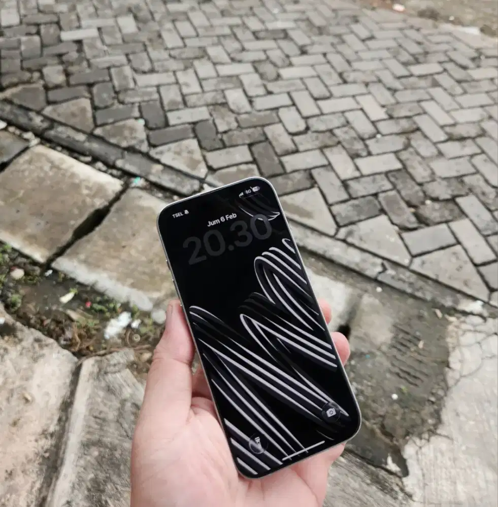 iphone 15 pro 5G Natural Titanium