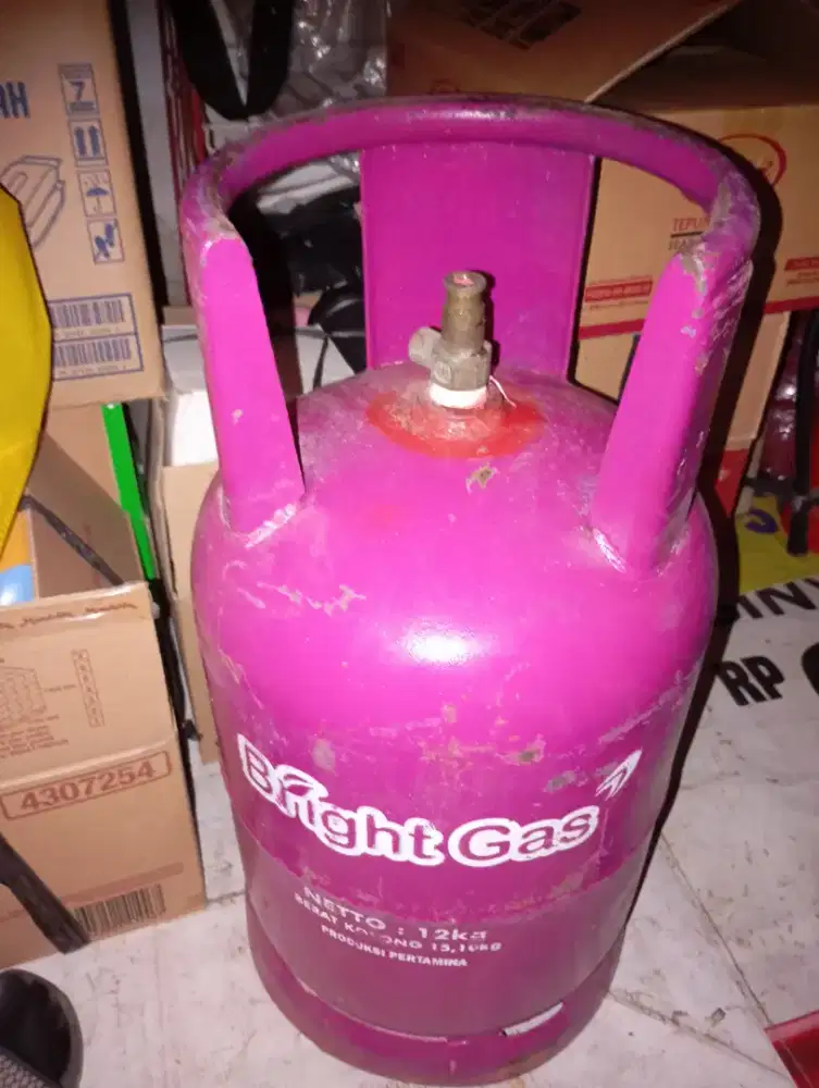 Dijual tabung gas elpiji 12kg pink