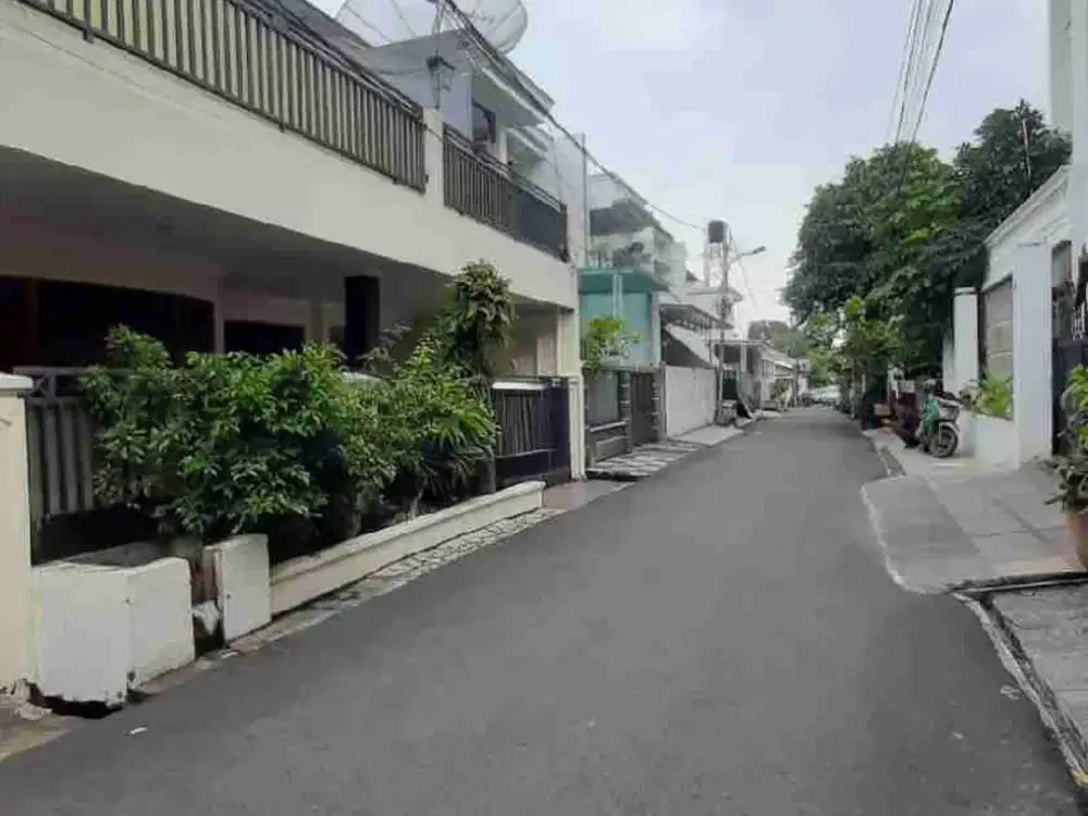 Rumah Siap Huni di Rawamangun Luas 164 m²