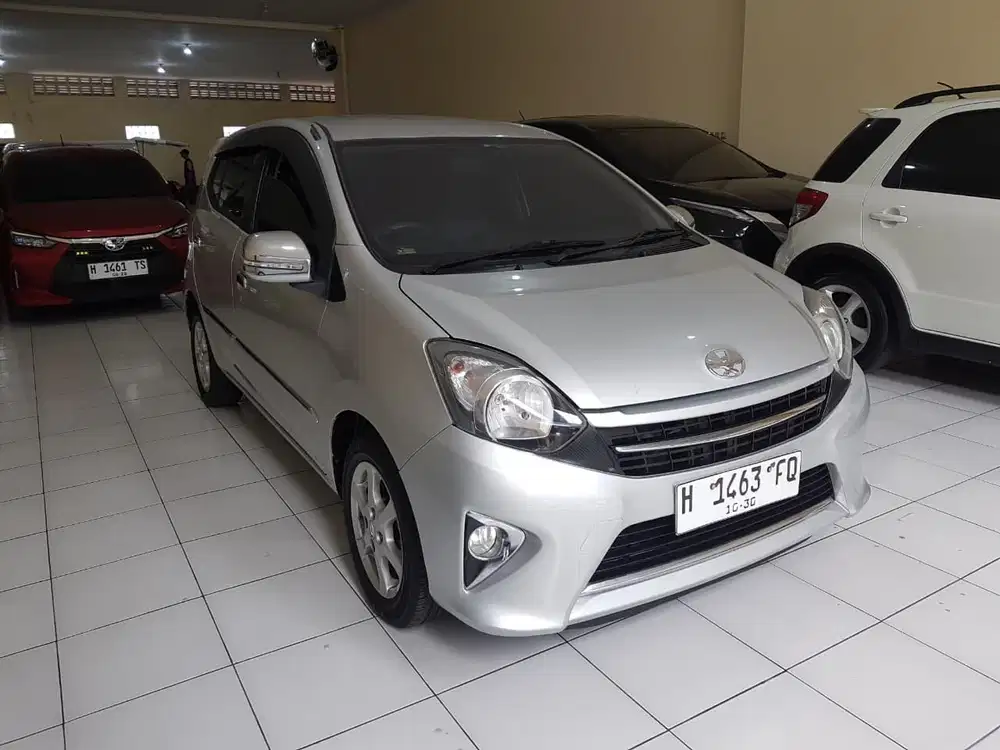 AGYA 1.0 G MATIC 2016