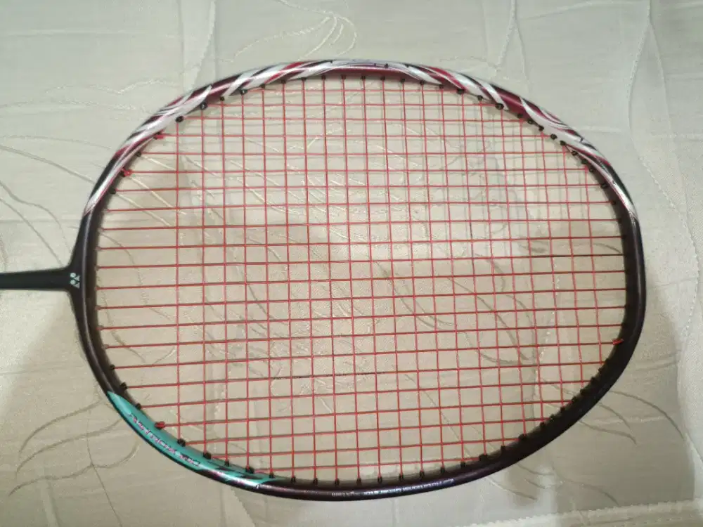 Dijual Raket Badminton Astrox 100zz kurenai