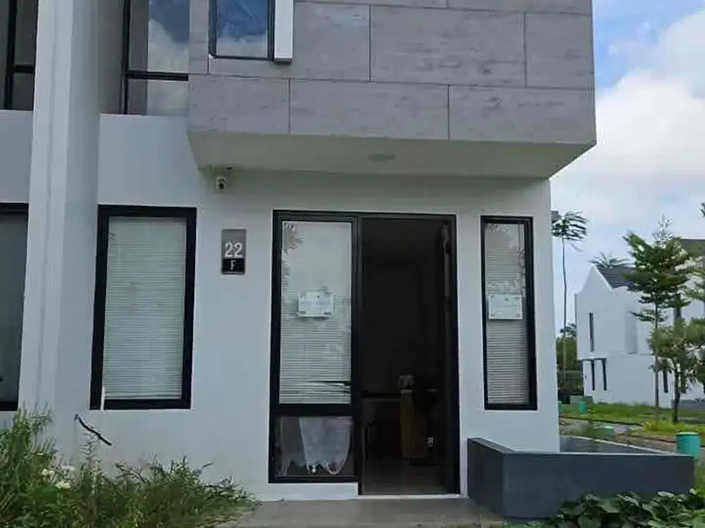 dijual san di sewakan cepat rumah 2 lantai full furnish di tallasa city cluster utopia
