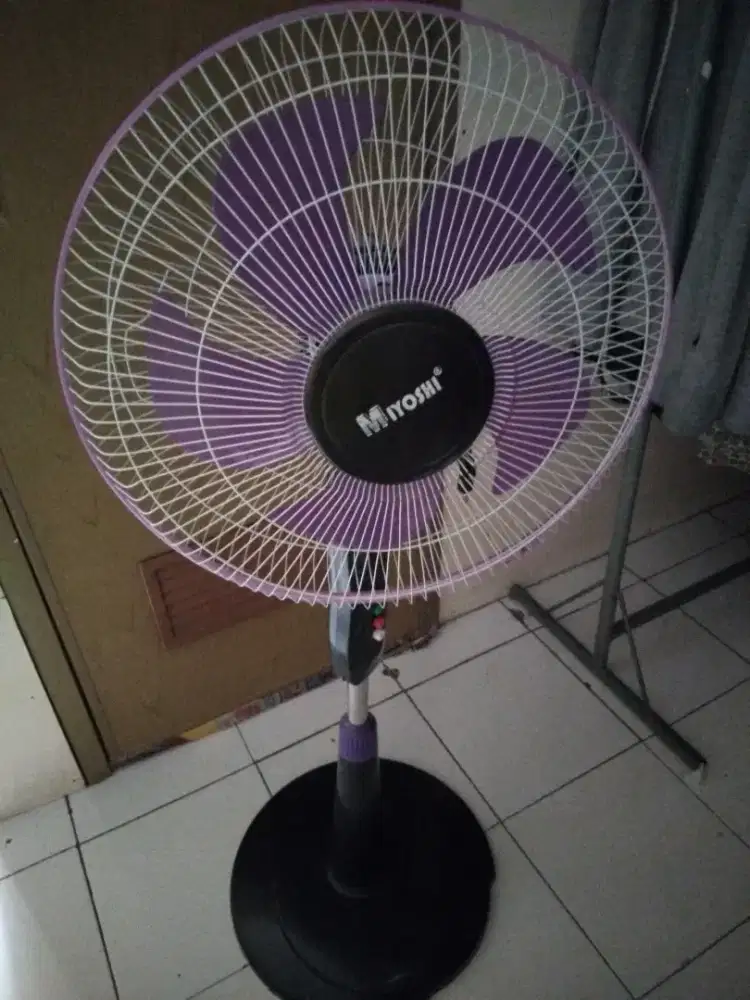 Dijual kipas angin 100rb masi bagus