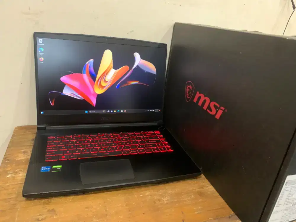Msi Gf63 core i5 gen 11 GTX1650 4gb max q design 144hz siap pakai