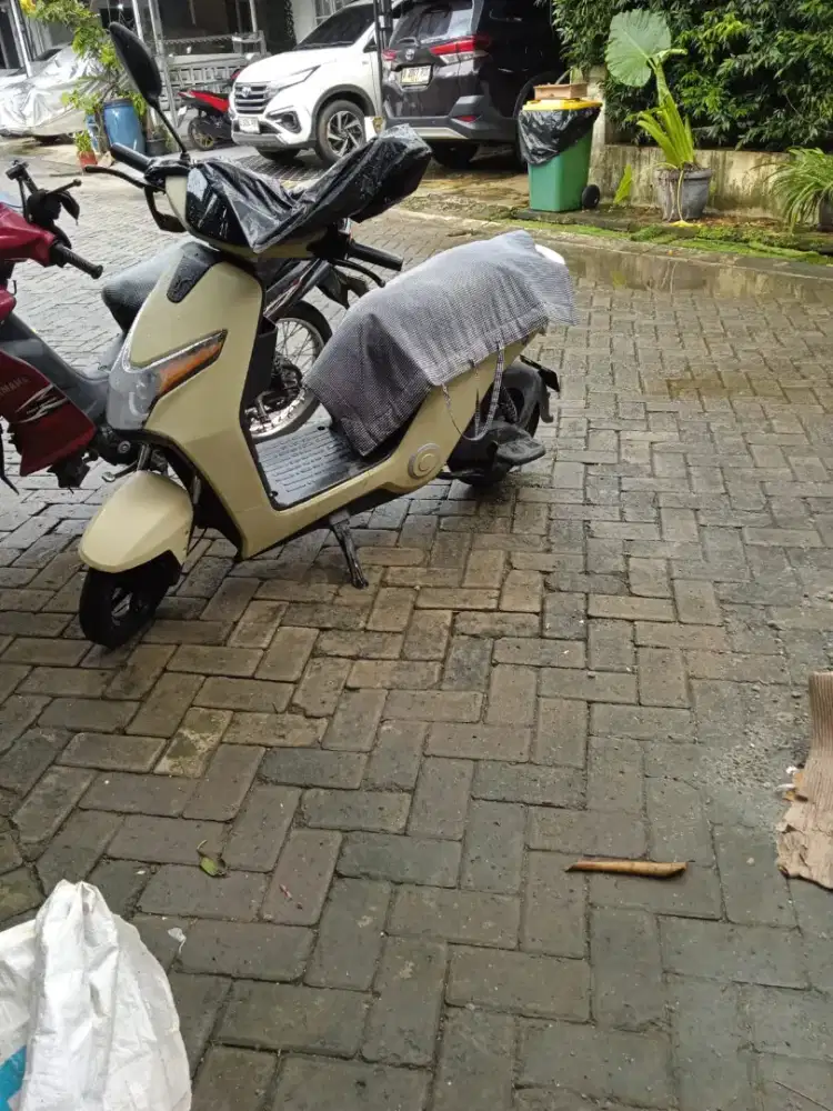 DIJUAL SEPEDA LISTRIK