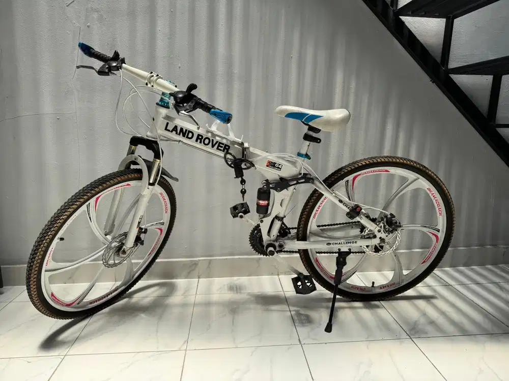 Sepeda mtb land rover