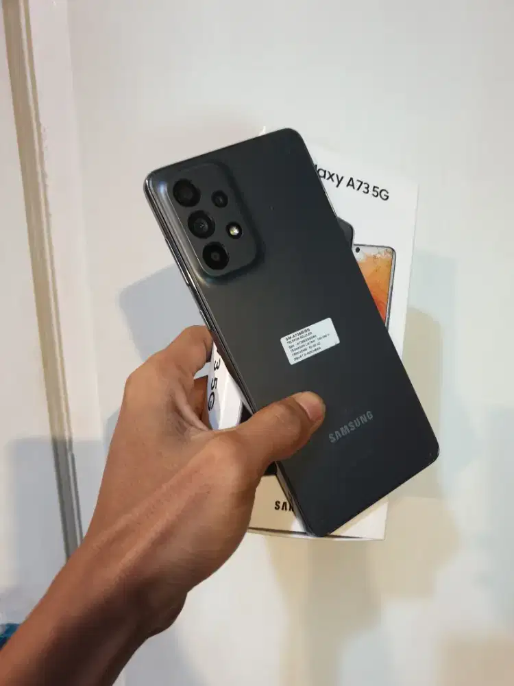 Samsung A73 5gb 8/256gb fullset sein