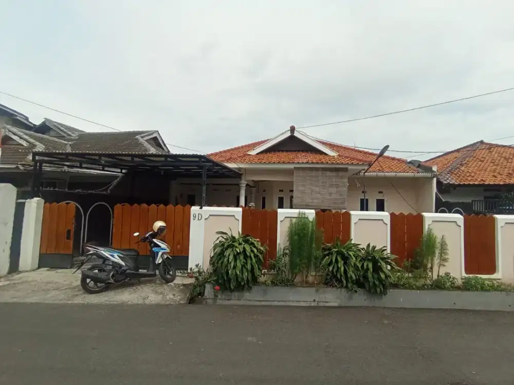 Disewakan Rumah 1 lantai besar cocok utk kantor