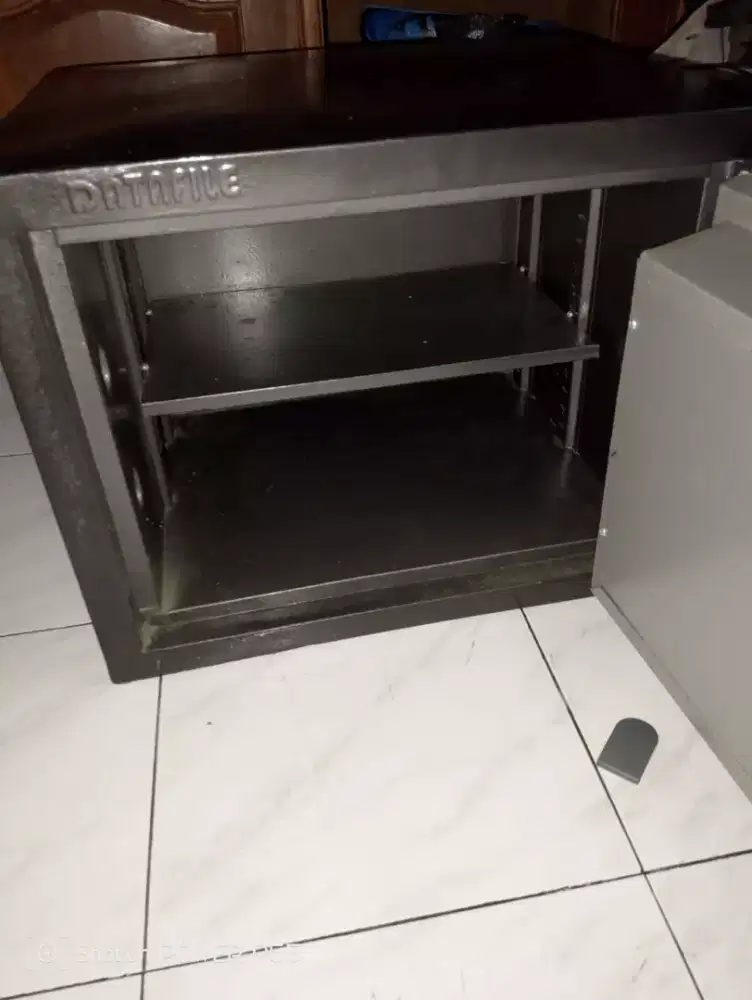 Brangkas merek data file