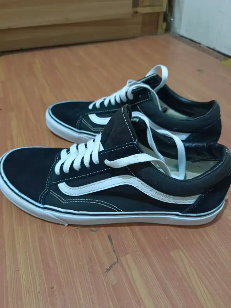 Sepatu vans old skool original size 43