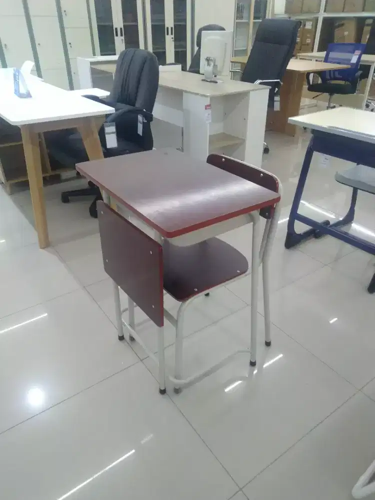 Meja sekolah set