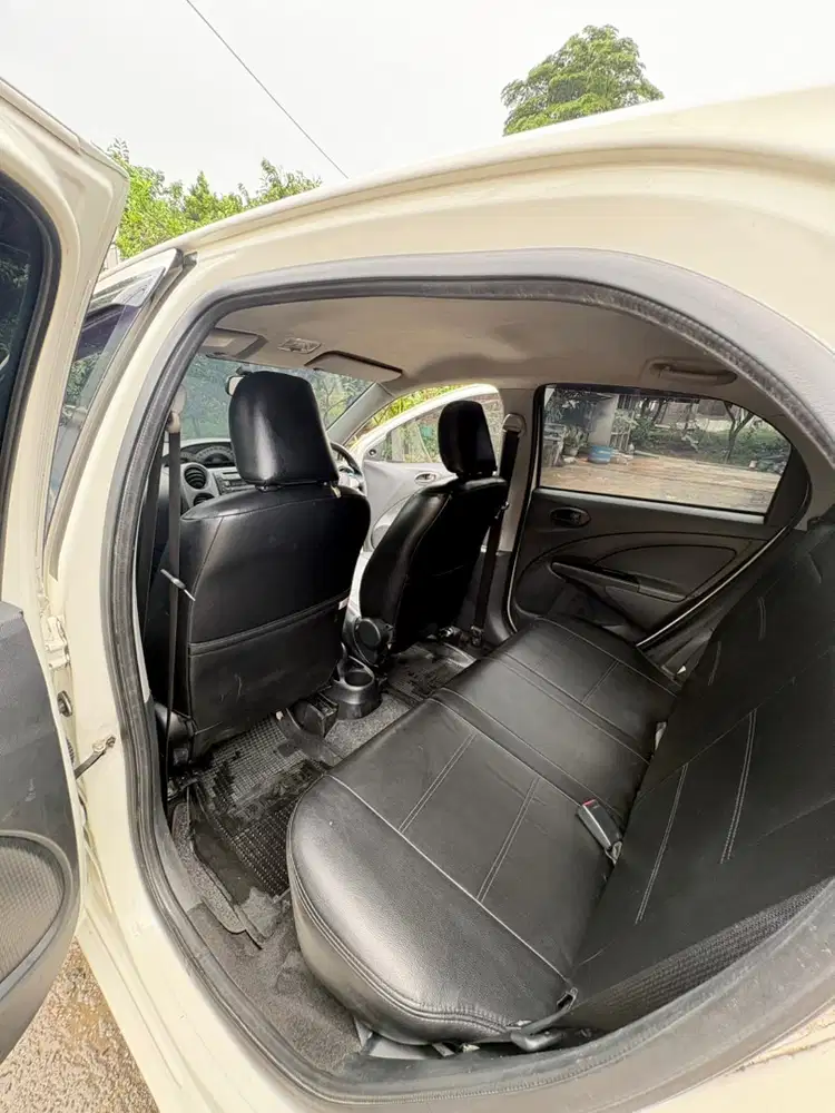 Toyota Etios Valco 2014 Bensin