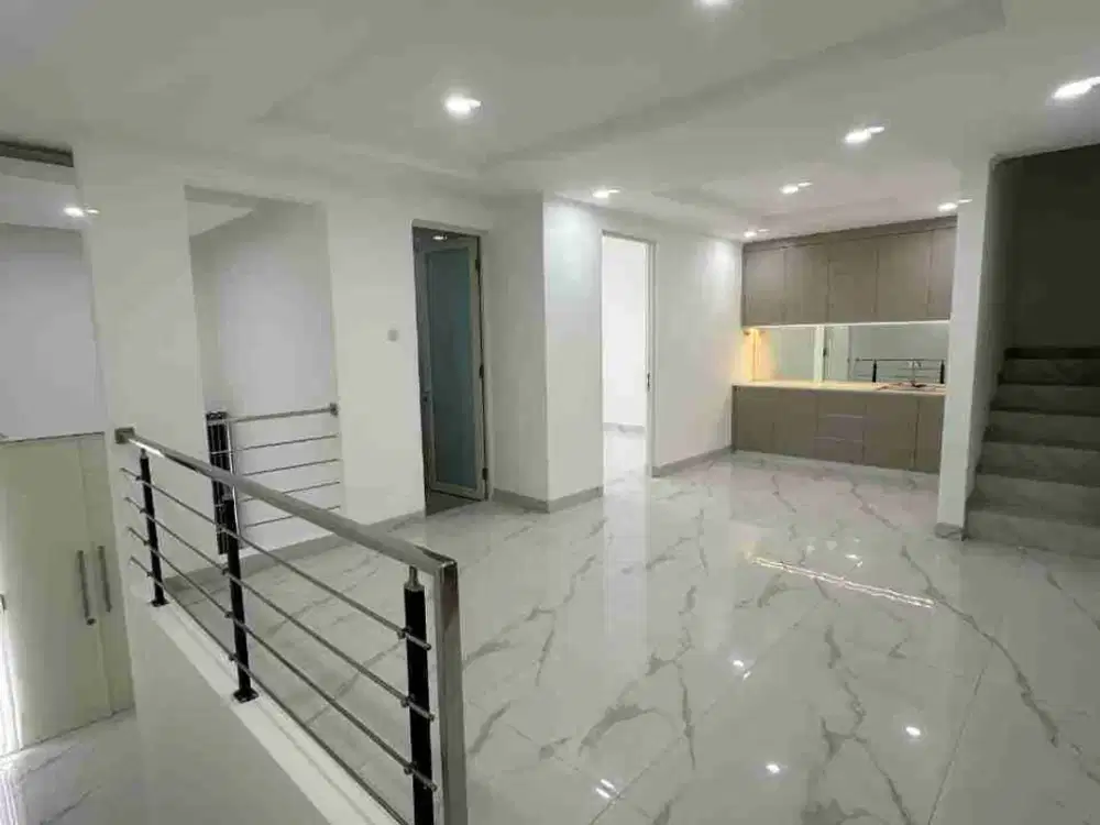 Dijual Rumah Minimalis 3 Lantai Suvadiva Grand Island Pakuwon City Surabaya Timur Dekat Pakuwon City Mall Park Shanghai Mulyosari Mulyorejo