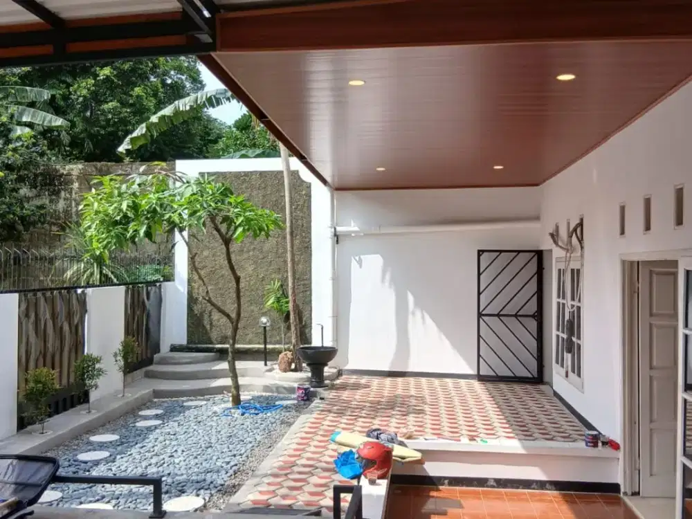 Disewakan rumah 1 lantai bisa utk rumah tinggal/kantor Di Cipete, Jaksel