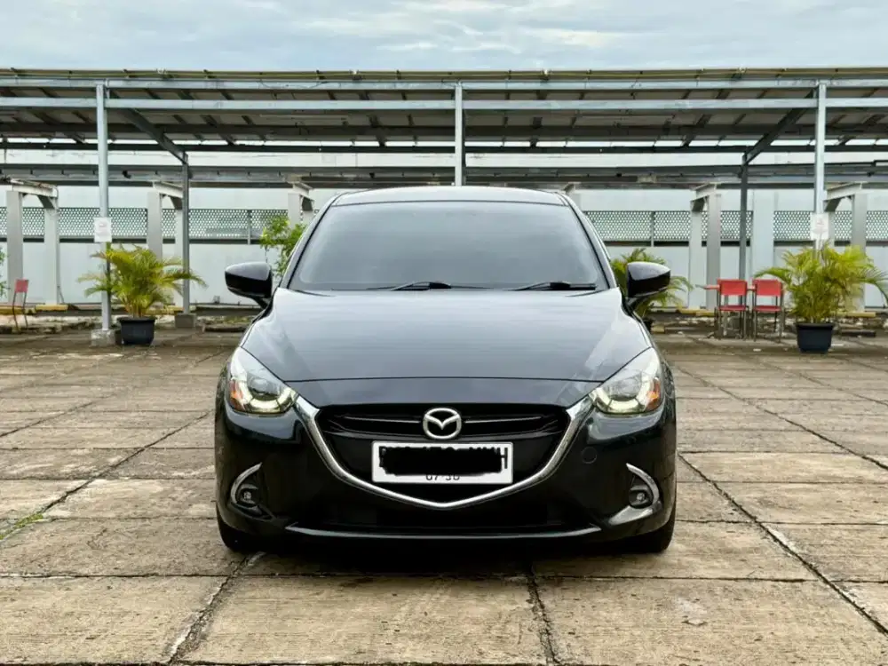 Mazda 2 R Skyactiv 2017 Low KM 71RB