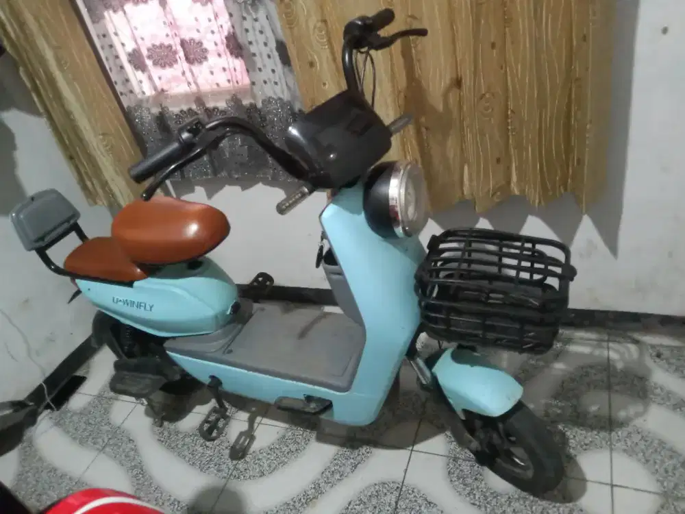 SEPEDA MASIH BARU DIPAKE 1X MASIH LENGKAP GADA MINUS NYA