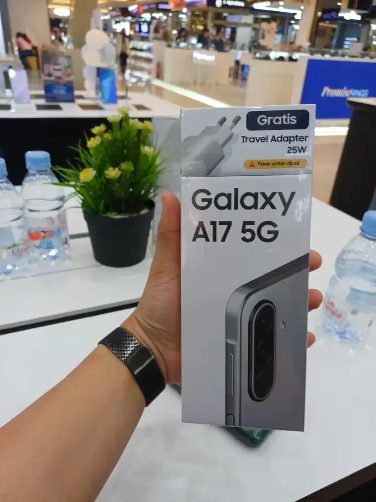 SAMSUNG A17 5G .