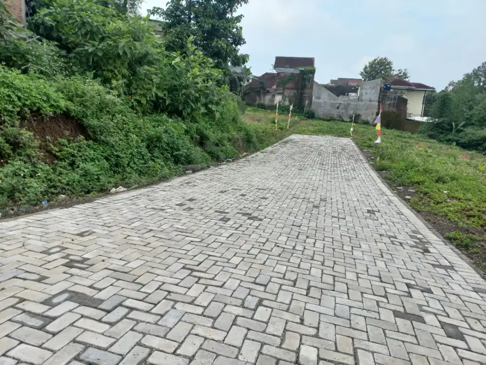 Dijual tanah karangrejo V banyumanik depan SMA 4 semarang