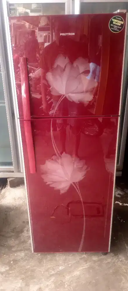 Kulkas Polytron 2 pintu