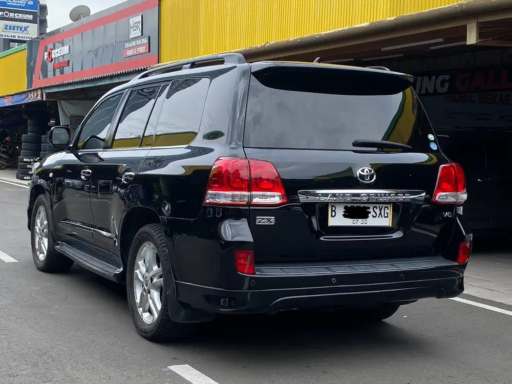 Toyota Land Cruiser 2010 Bensin
