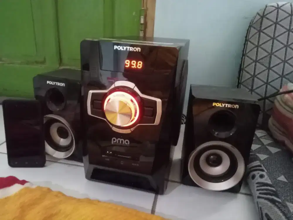 Speaker Mini Compo Merk Polytron