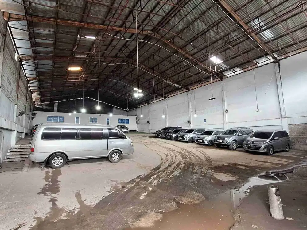 DISEWAKAN GUDANG SIAP PAKAI DI JOGLO JAKARTA BARAT, LOKASI STRATEGIS MURAH