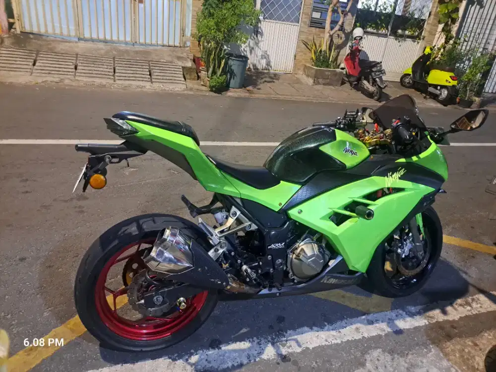 KAWASAKI NINJA 250 CC INJEK th 2012 pajak hidup