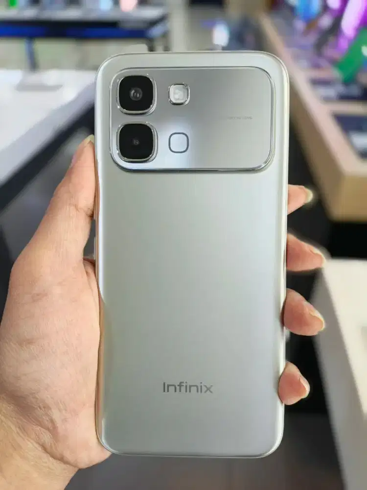 Infinix Note EDGE 5G+