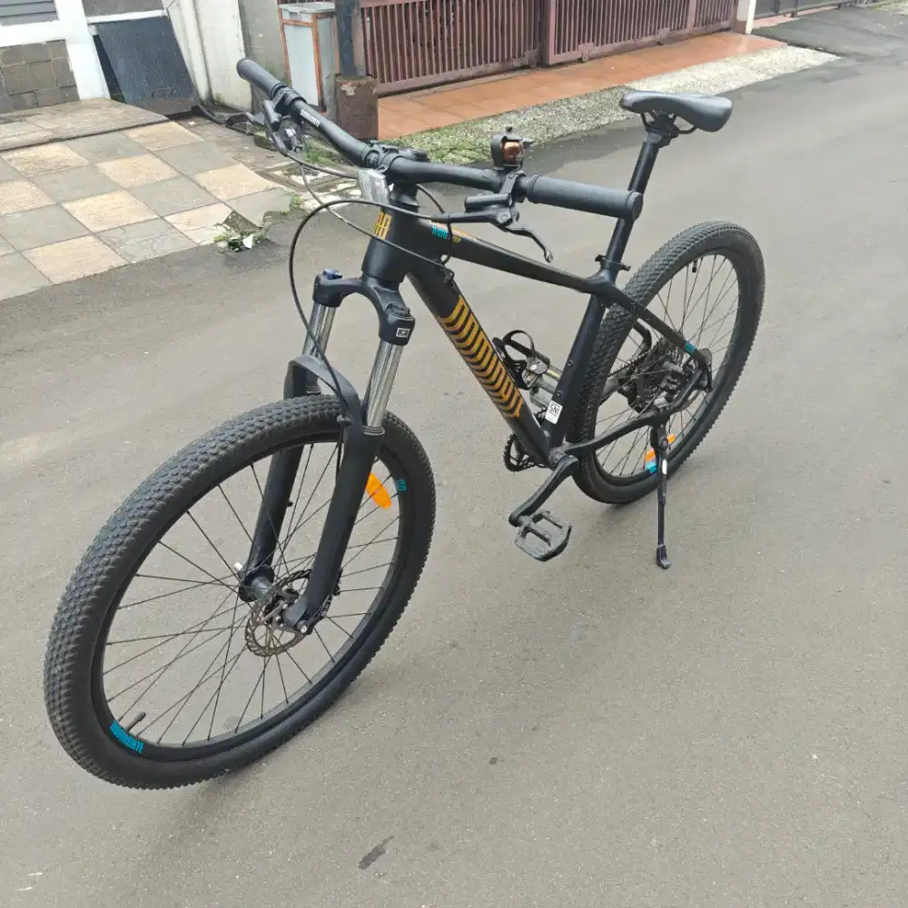 Sepeda MTB Dominate A-One Comp