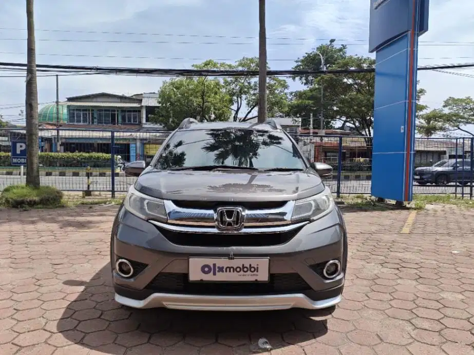 DP MURAH Honda BR-V 1.5 E Prestige Bensin-AT 2016  CBKSB