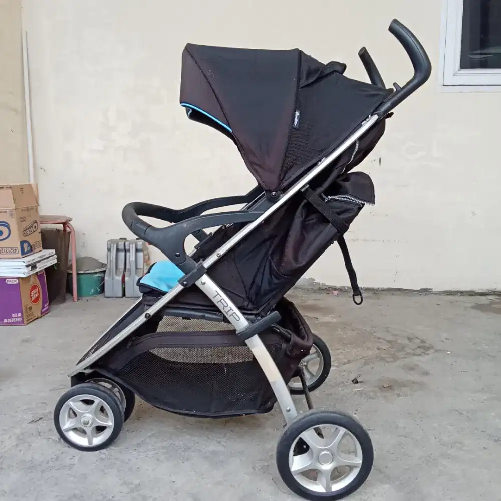 STROLER BAYI 3 RODA BISA LIPAT