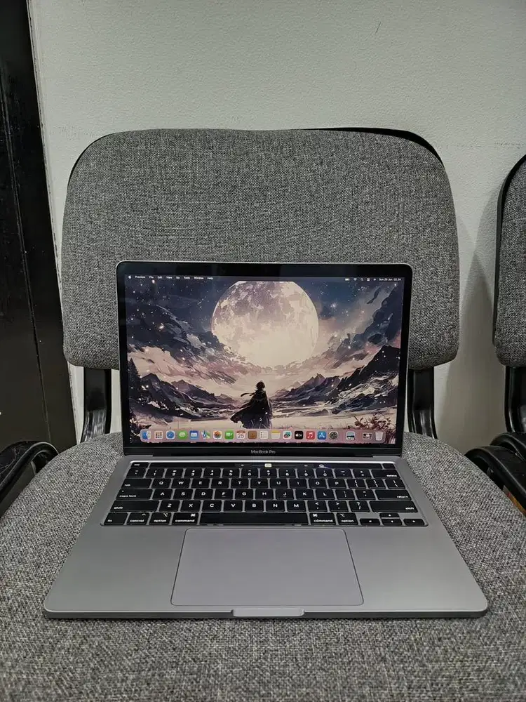 MacBook Pro 2020 13 i5/16/512GB