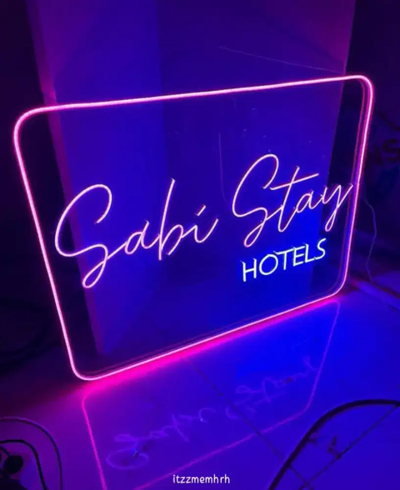 Acrylic Huruf Timbul & Neon Box Custom