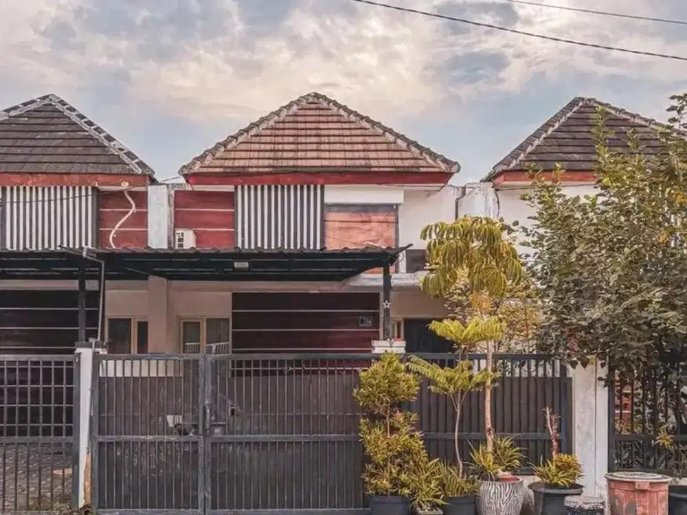 DIJUAL RUMAH KEBRAON MANIS UTARA SURABAYA