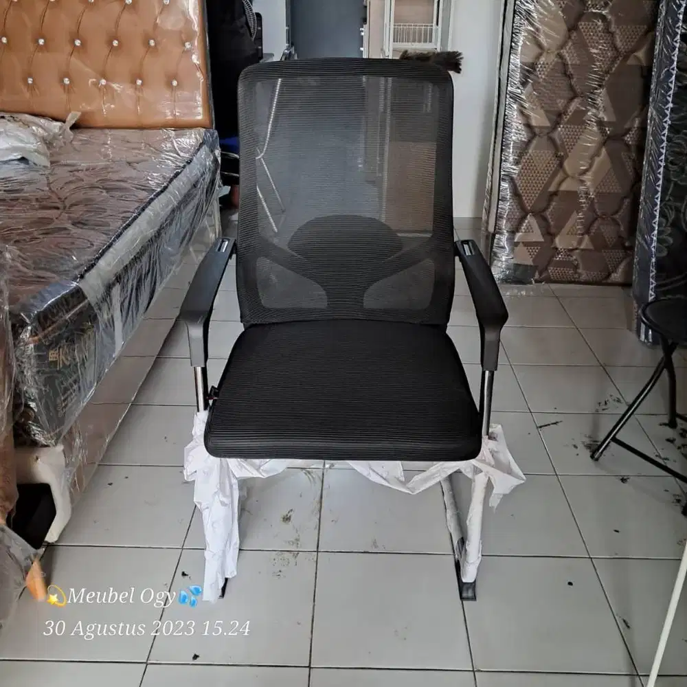 SALE KURSI HADAP JARING