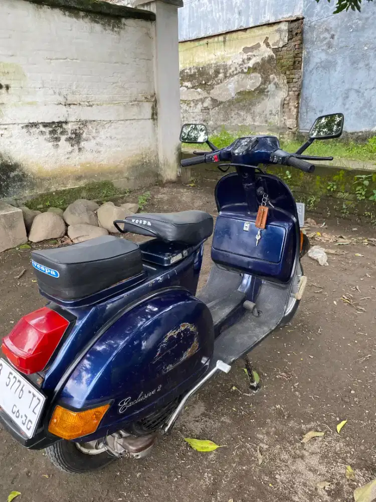 Vespa Exlusive 2 Tahun 1997 SS Lengkap Pajak Plat On Original Paint