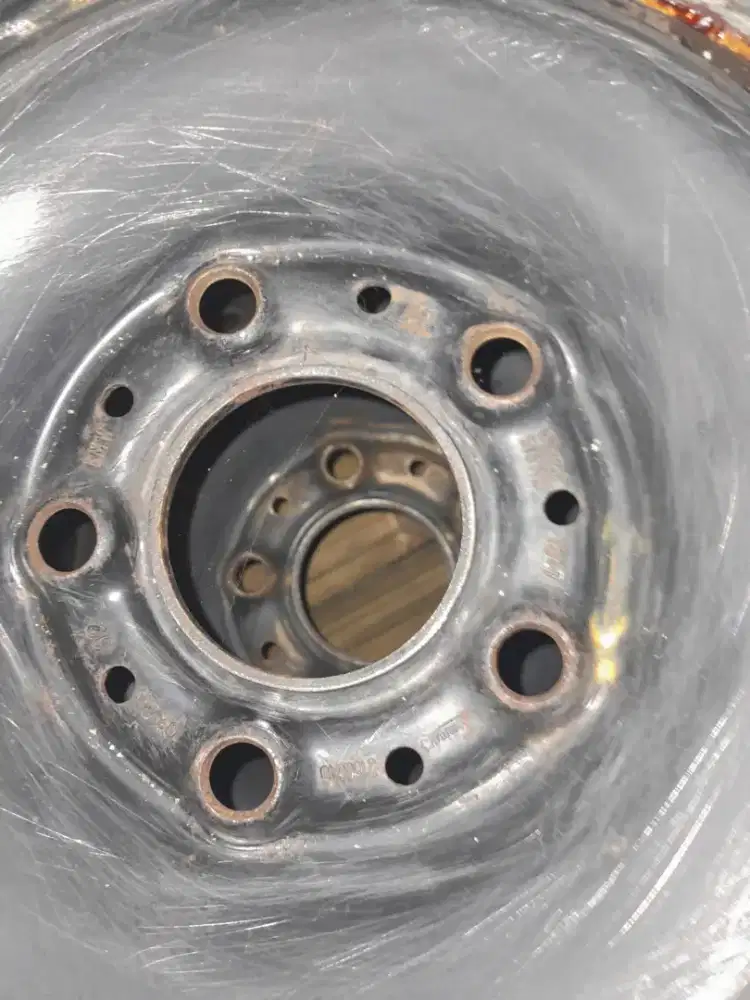 Vleg mobil BMW dijual