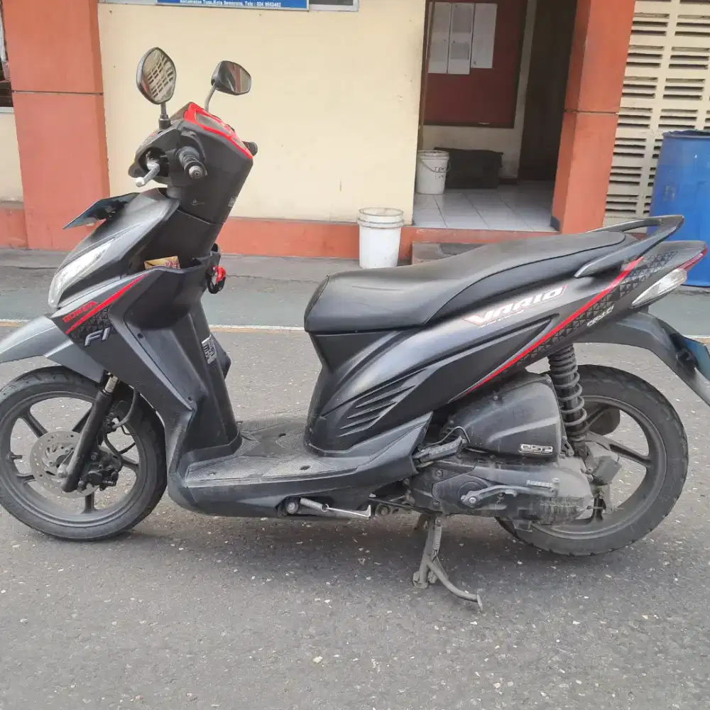 Vario 110cc Esp ISS warna Matte Grey th 2017